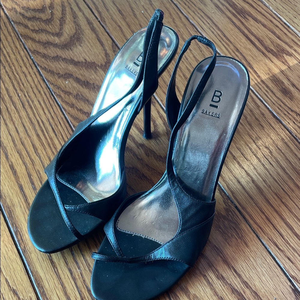 Bakers Elegant Black Slingback Heels